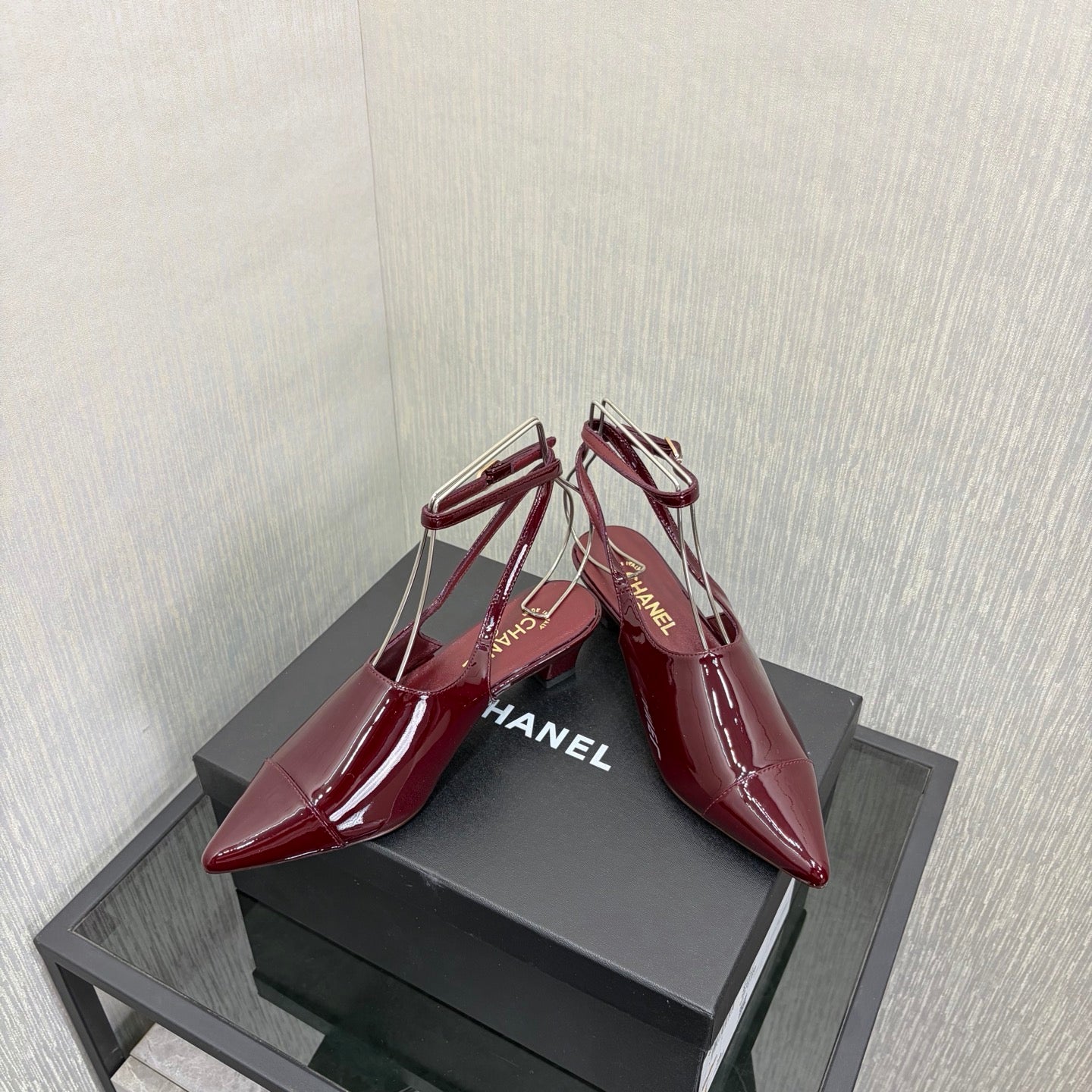 LV 26S SLINGBACK HIGH HEELS 40 MM IN DARK RED PATENT CALFSKIN