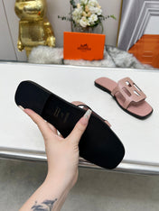 FLATFORM SANDAL LIGHT PINK CALFSKIN