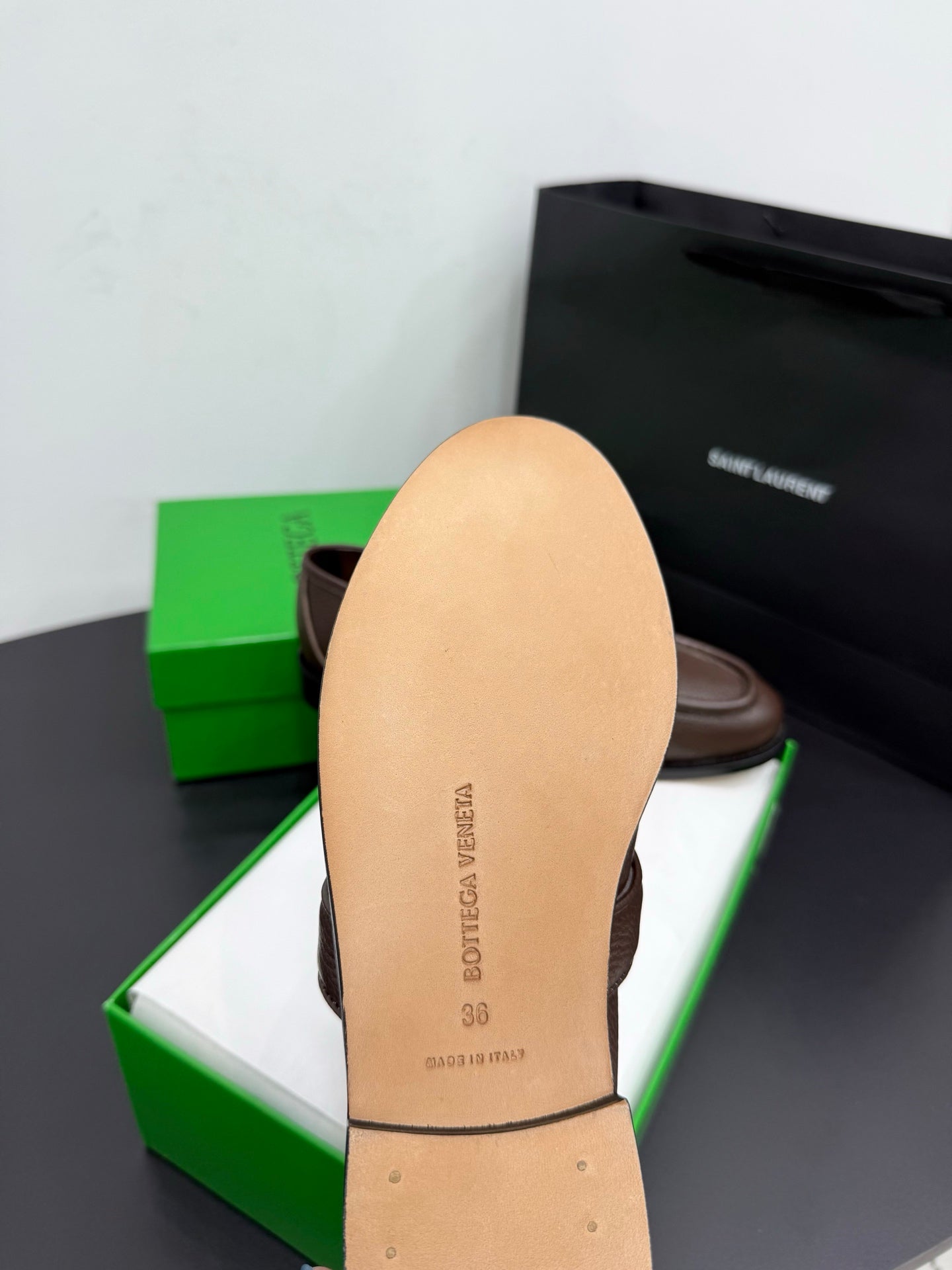 BOTTEGA VENETA 26S LOAFERS IN BROWN GRAINED CALFSKIN WITH GOLD HARDWARE