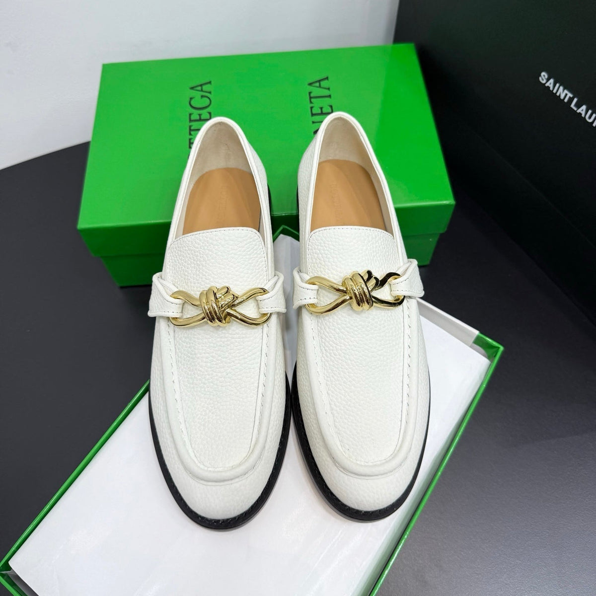 BOTTEGA VENETA 26S LOAFERS IN WHITE GRAINED CALFSKIN WITH GOLD HARDWARE