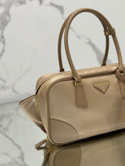 MEDIUM TOP HANDLE BAG 30 IN DRIED MOSS NYLON AND CALFSKIN TRIM