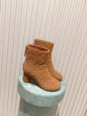 BOTTEGA VENETA 26S INTRECCIATO BOOTS 85 MM IN BROWN SUEDE