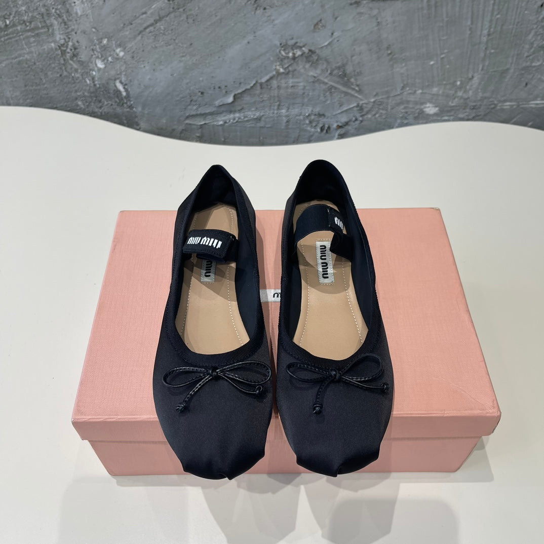 BALLET FLAT SHOES BLACK GLOSSY SHEEPSKIN