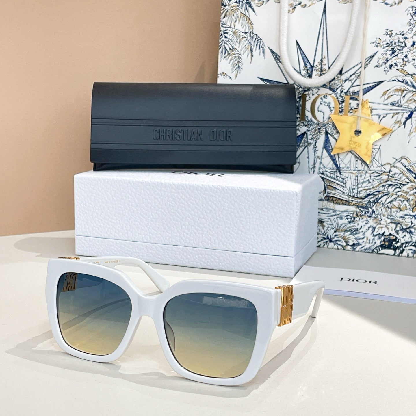 MONTAIGNE SUNGLASS MISSDIORS2F 581617 IN ACETATE