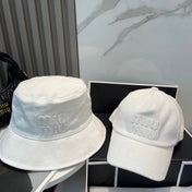 MM BUCKET IN WHITE VELVET WITH LOGO
