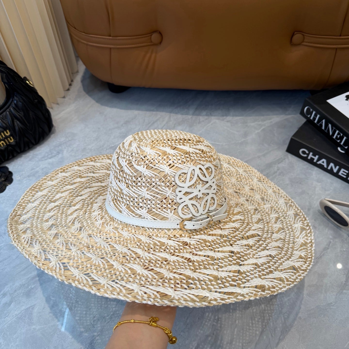 LOEWE 26S WIDE BRIM STRAW SUN HAT STYLE 067