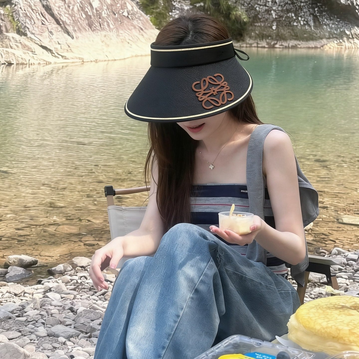 LOEWE 26S SUN VISOR HAT STYLE 049