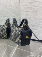 DIOR 25S MEDIUM D-DREAM BAG 24 IN BLUE DIOR OBLIQUE JACQUARD AND SMOOTH CALFSKIN
