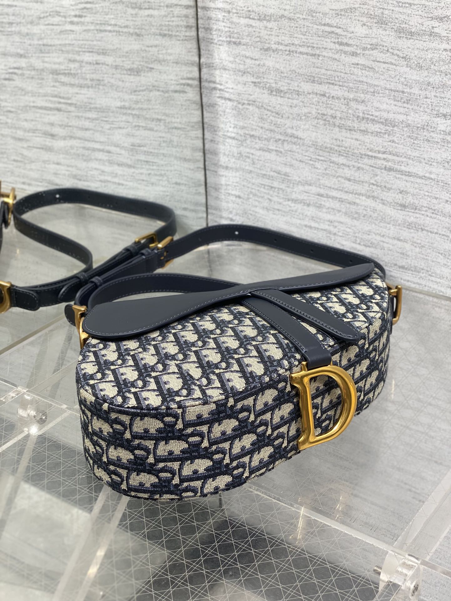 DIOR 25S MEDIUM SOFT SADDLE BAG 25 IN BLUE DIOR OBLIQUE JACQUARD AND SMOOTH CALFSKIN