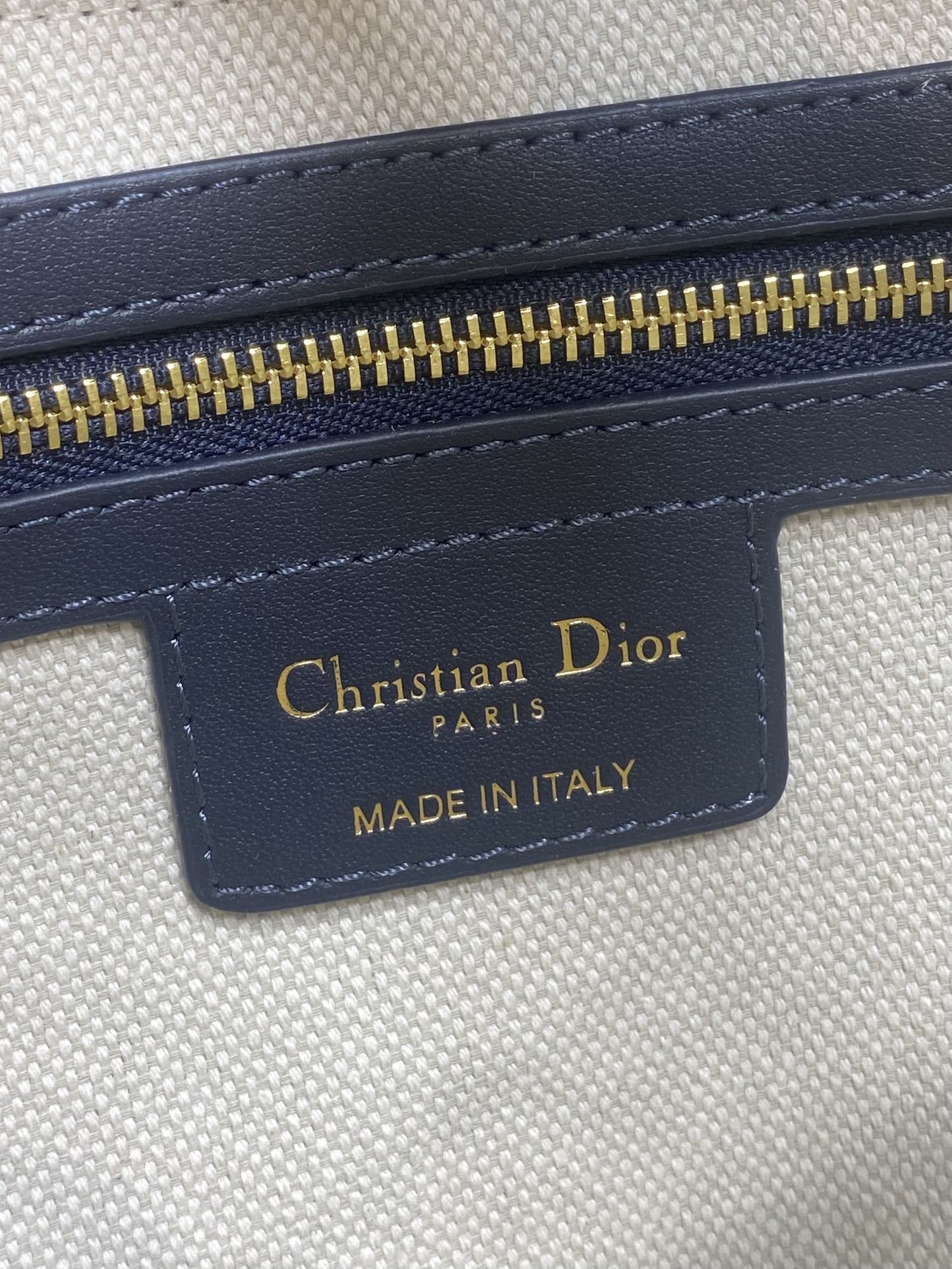 DIOR 25S MEDIUM SOFT SADDLE BAG 25 IN BLUE DIOR OBLIQUE JACQUARD AND SMOOTH CALFSKIN