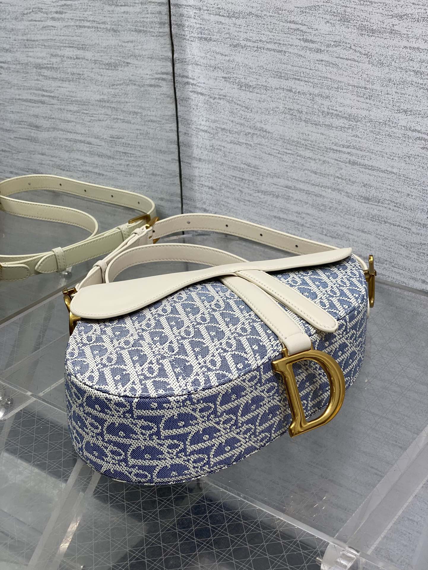 DIOR 25S SOFT SADDLE BAG 25 IN BLUE DIOR OBLIQUE CHAMBRAY AND IVORY SMOOTH CALFSKIN