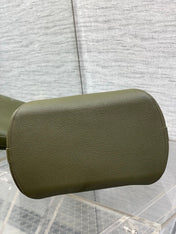 DIOR 26S MEDAILLON BUCKET BAG 26 IN MOSS GREEN CALFSKIN