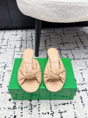 BOTTEGA VENETA 26S TWIST-STRAP HIGH-HEEL SANDALS 50 MM IN BEIGE LAMBSKIN
