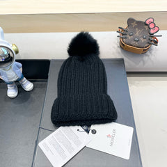 WOOL BEANIE WITH POM POM BLACK 435049