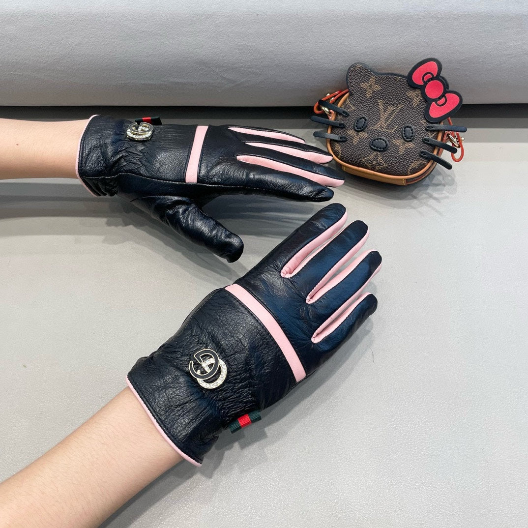 GLOVES IN BLACK MIX LIGHT PINK DEERSKIN AND FLEECE LINING 462400