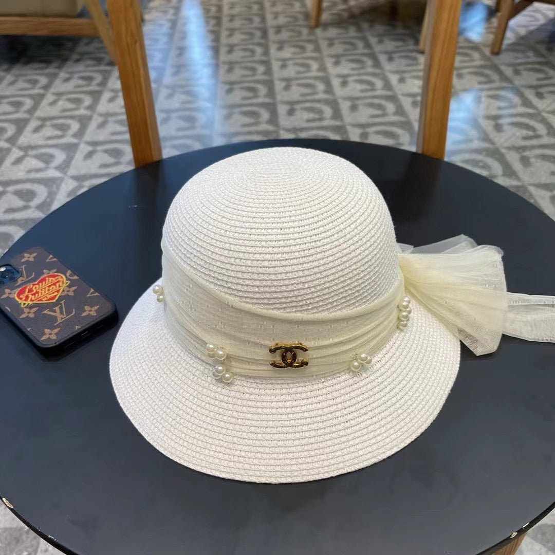 STRAW HAT BOW WITH PEARL WHITE 672700