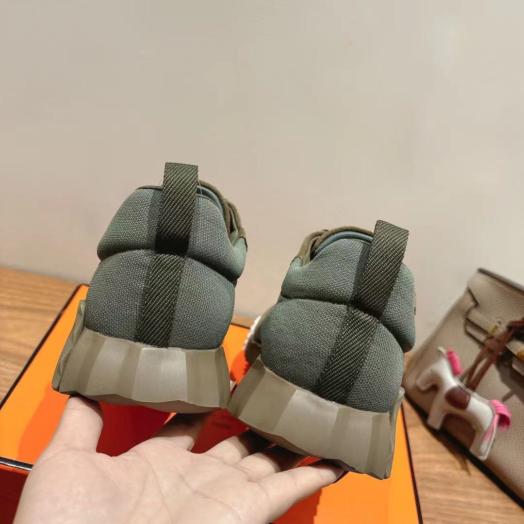 HM 26S SNEAKERS IN MOSS GREEN FABRIC AND BROWN SUEDE