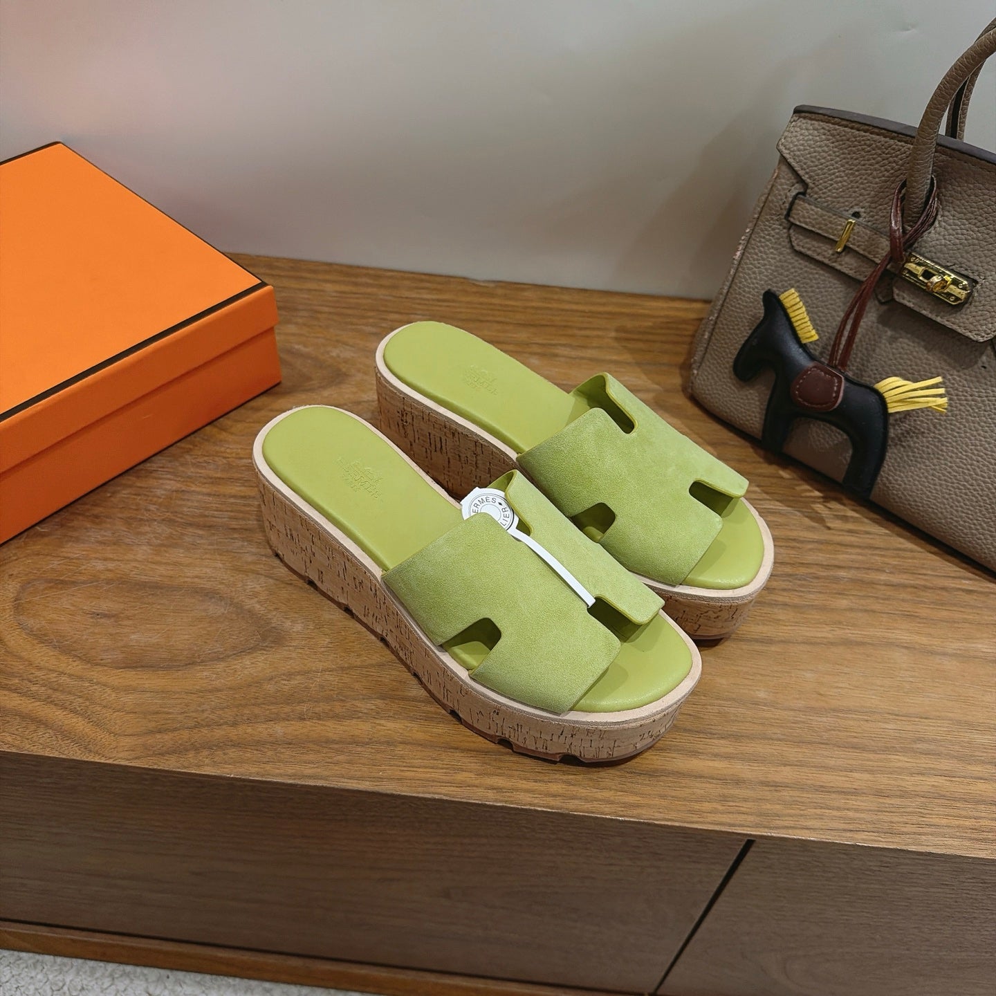 HM 26S WEDGE SANDALS IN PISTACHIO GREEN SUEDE AND LAMBSKIN