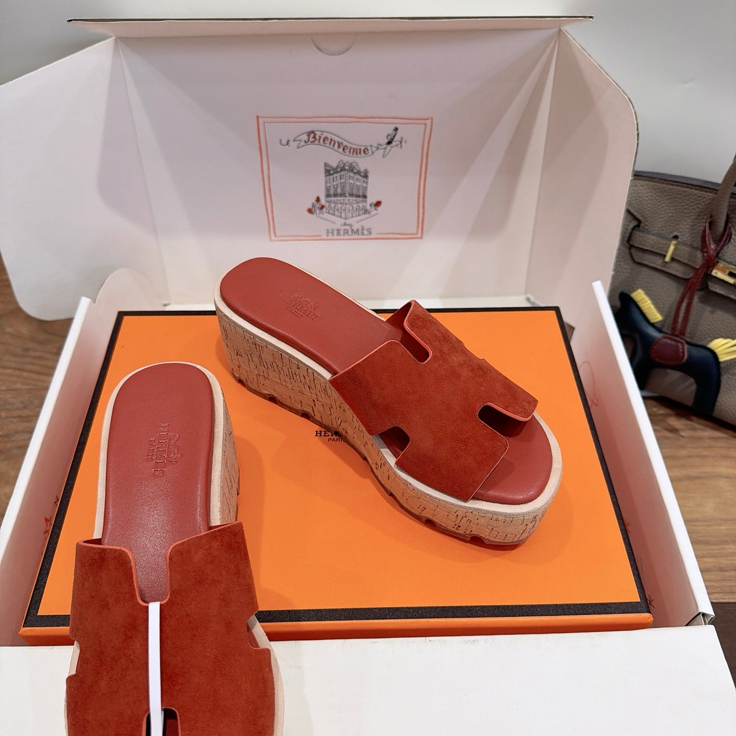 HM 26S WEDGE SANDALS IN REDDISH BROWN SUEDE AND LAMBSKIN