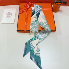 HERMES 25S SCARF 90 IN SILK 853145