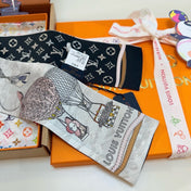 LV 26S SCARF 120 IN SILK 320648