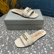 FLAT MULE IN WHITE CREAM CALFSKIN