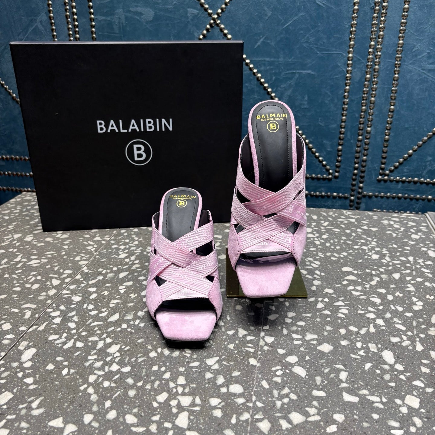 BALMAIN 26S HIGH-HEEL SANDALS 95 MM IN PALE LILAC PINK SUEDE AND FABRIC