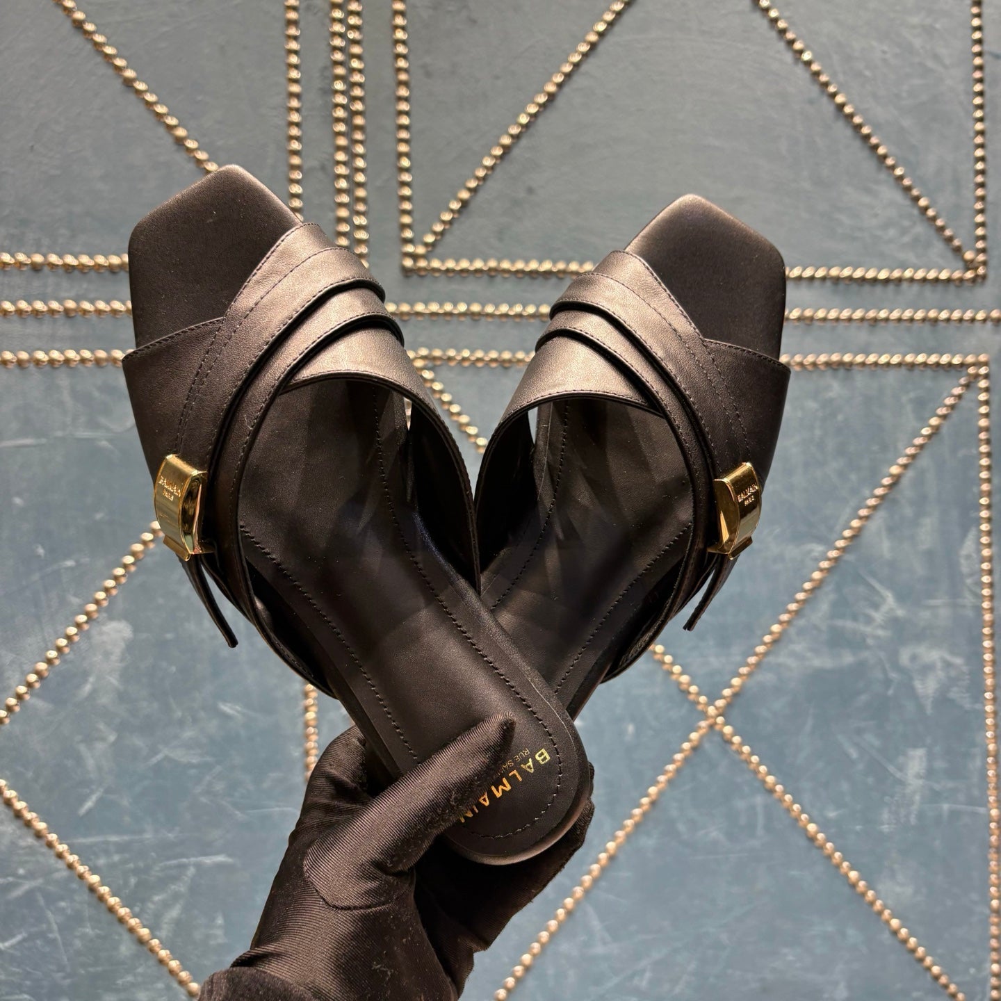 BALMAIN 26S CROSS-STRAP SLIDES IN BLACK CALFSKIN