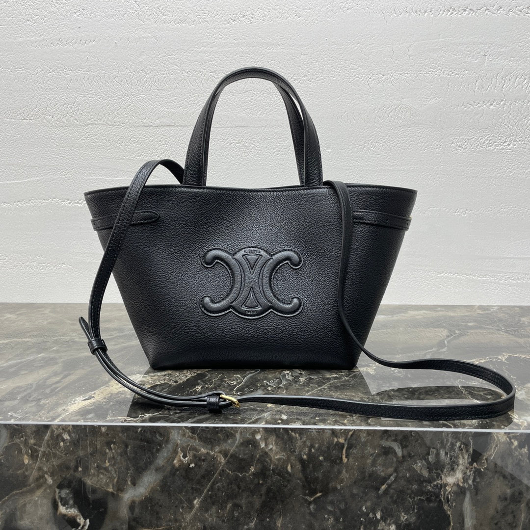 MINI CABAS ANAÏS CUIR TRIOMPHE 21 IN BLACK GRAINED CALFSKIN