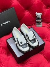 CC MOCCASIN LOAFER IN WHITE MIX BLACK LAMBSKIN