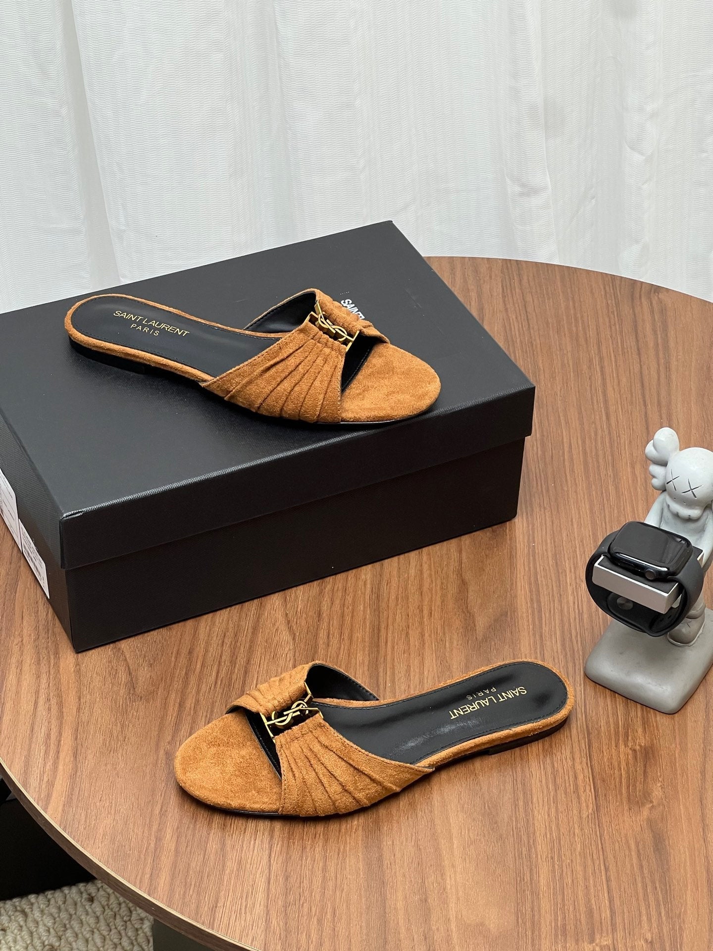 YSL 26S SLIDES IN CAMEL BROWN SUEDE