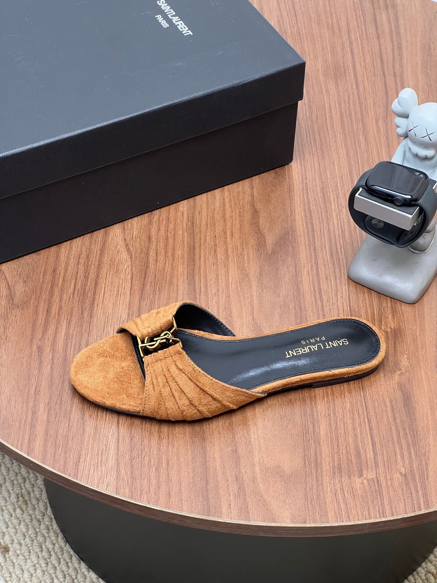 YSL 26S SLIDES IN CAMEL BROWN SUEDE