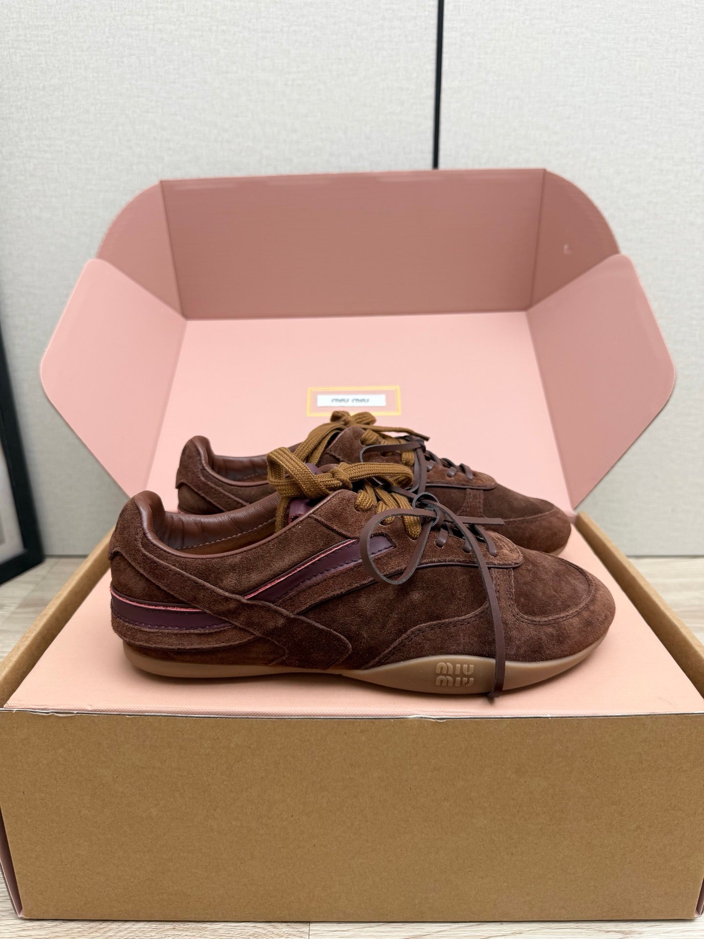 MIUMIU 26S SNEAKERS IN DARK BROWN SUEDE STYLE 11
