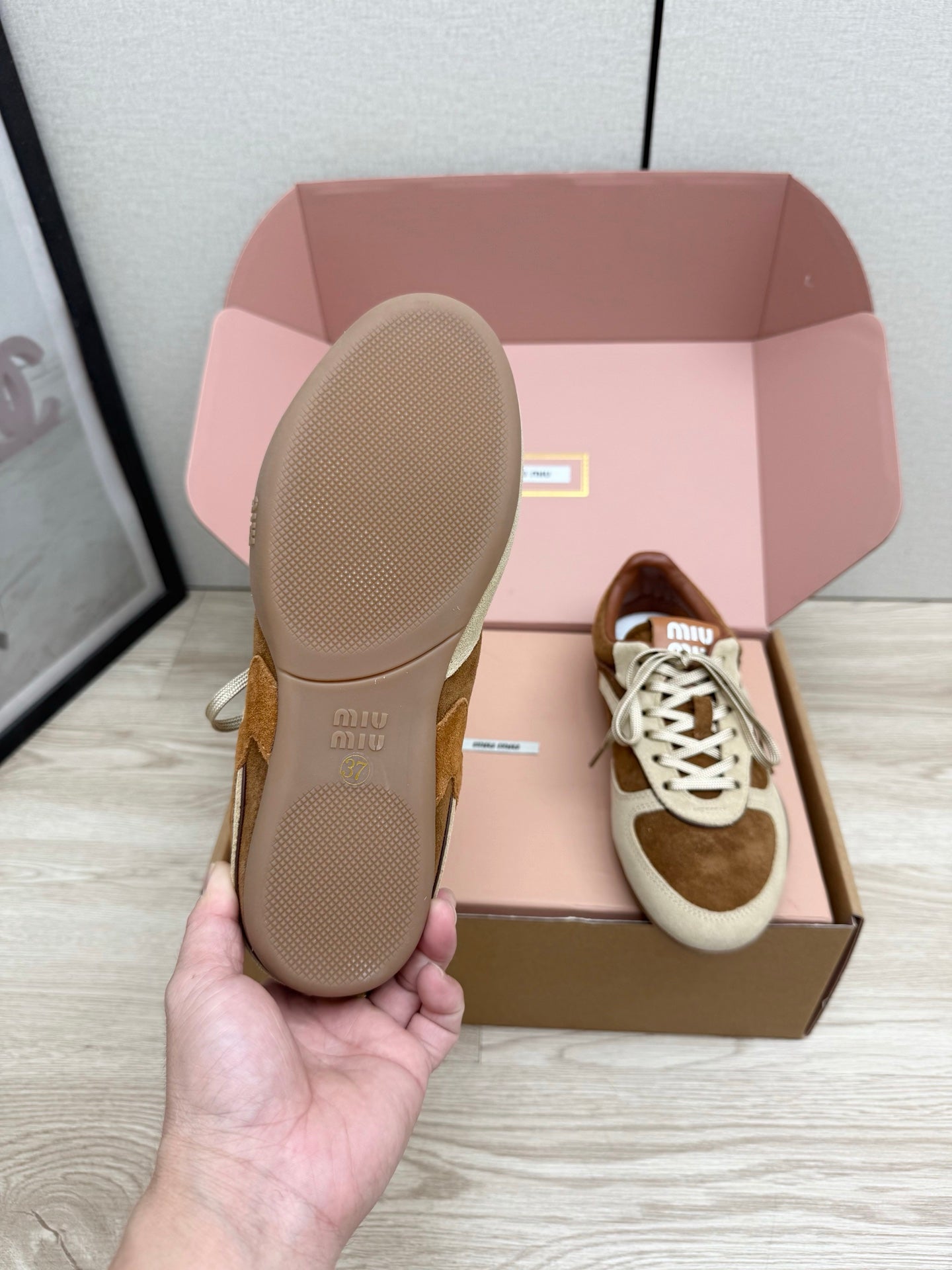 MIUMIU 26S SNEAKERS IN BEIGE MIX BROWN SUEDE