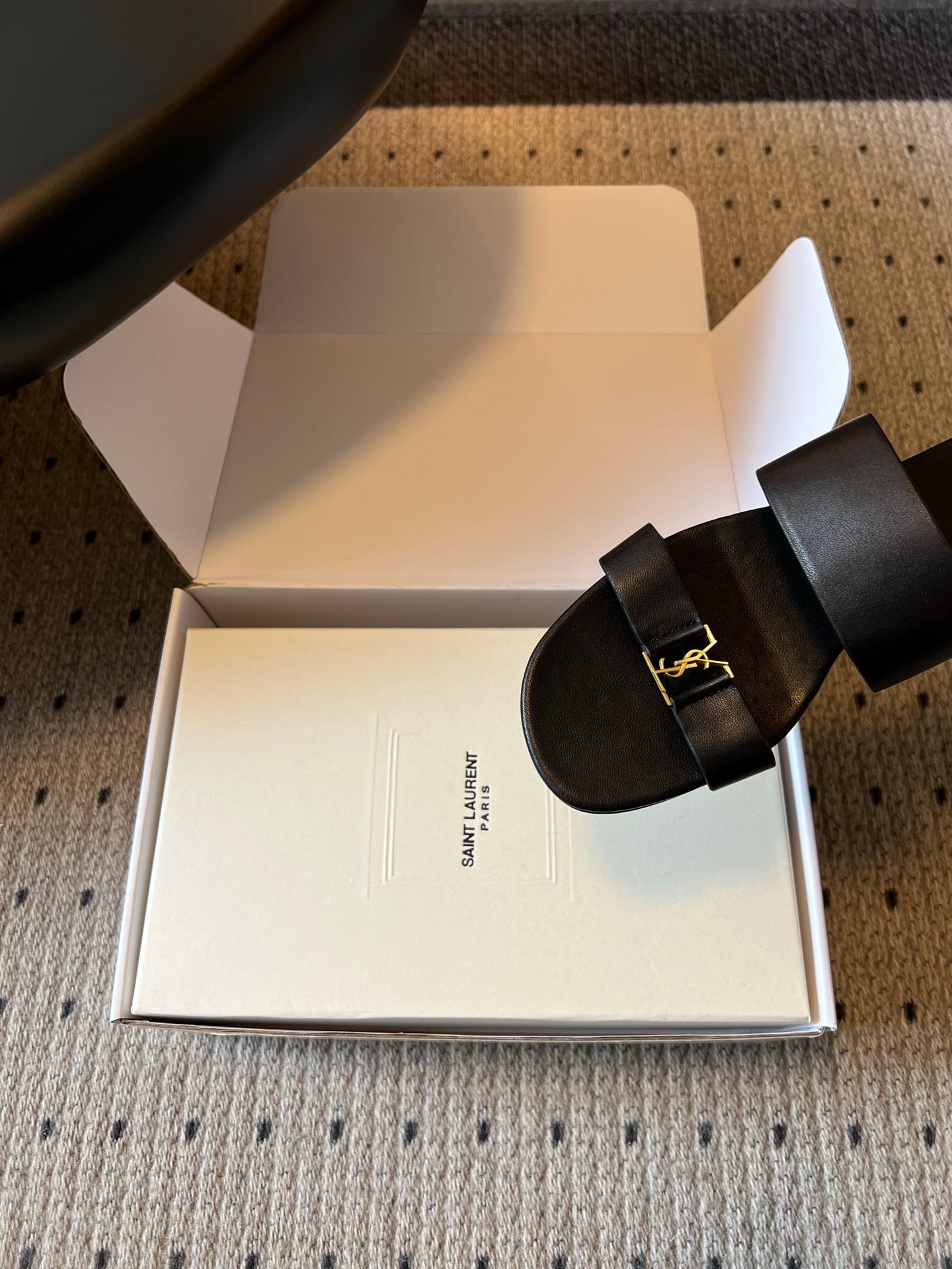 YSL 26S TWO-STRAP SANDALS IN BLACK LAMBSKIN