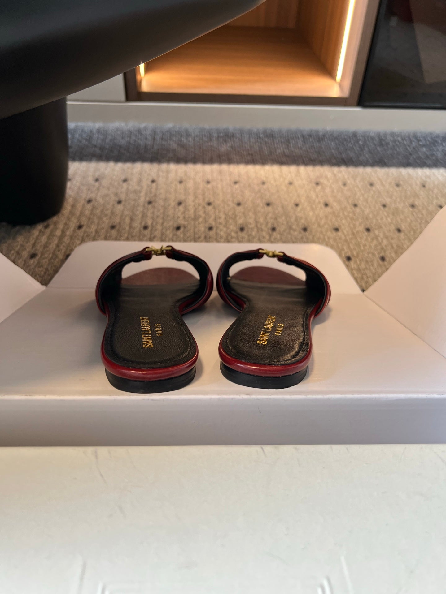 YSL 26S BABYLONE FLAT MULES IN RED LAMBSKIN