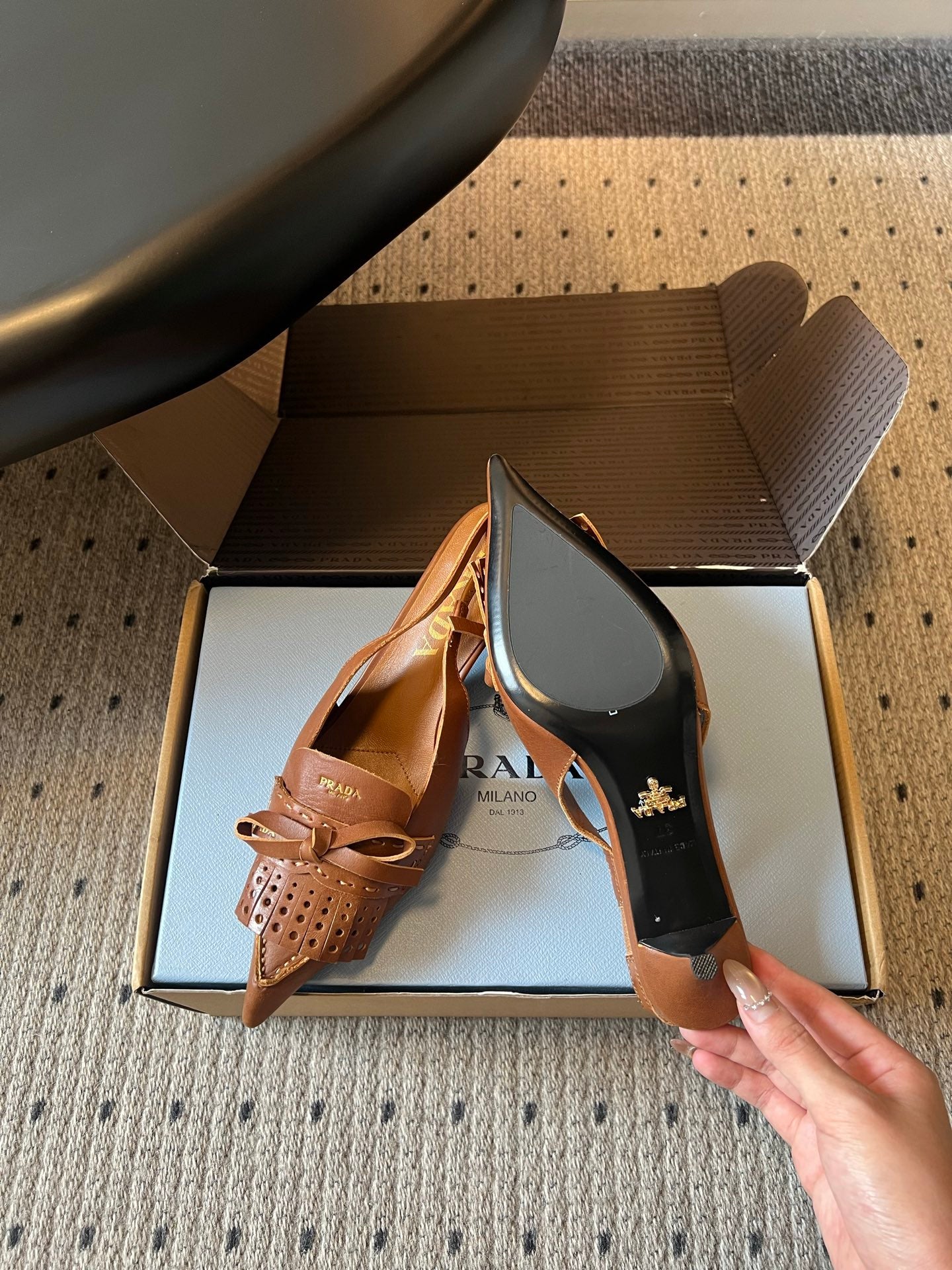 PRADA 26S POINTED TOE FRINGE BOW SLINGBACK PUMPS 55MM IN CARAMEL BROWN CALFSKIN