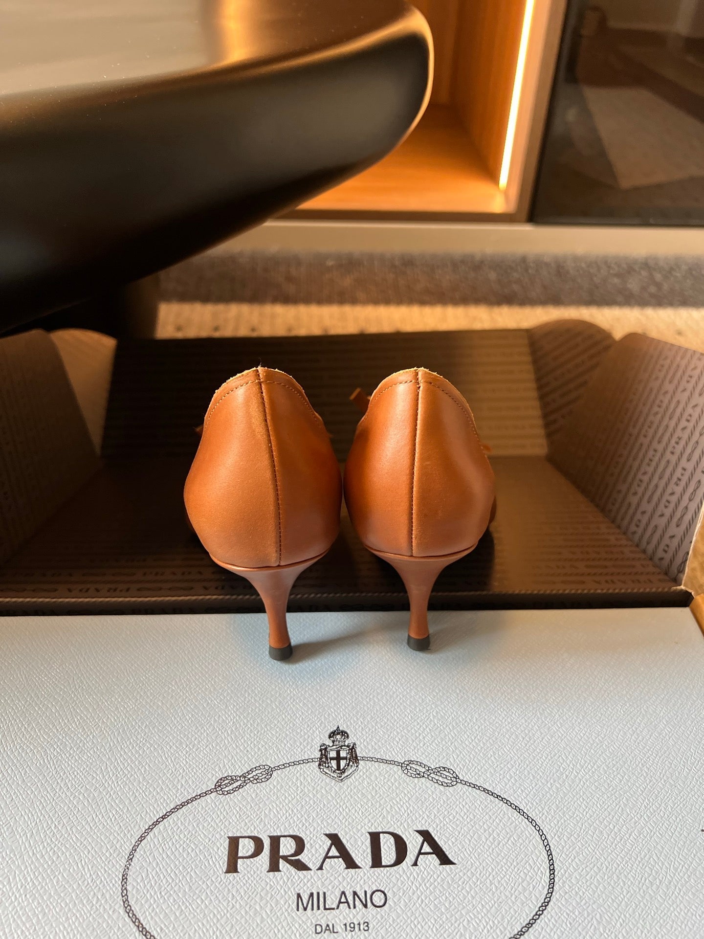 PRADA 26S POINTED TOE BOW FRINGE PUMPS 50MM IN CARAMEL BROWN CALFSKIN