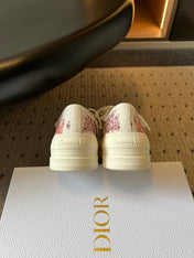 DIOR 26S LOW-TOP SNEAKER 50MM IN WHITE AND RED OBLIQUE EMBROIDERED CANVAS