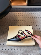 VALENTINO 26S ROCKSTUD HIGH HEELS 40 MM IN BLACK CALFSKIN