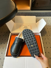 HM 26S DESTIN MULES IN BLACK CALFSKIN