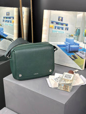 MEDIUM 23 PEBBLE MESSENGER BAG IN FOREST GREEN SUPPLE GRAINED CALFSKIN