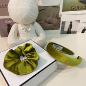 OLIVE GREEN VELVET HAIRBAND 124629