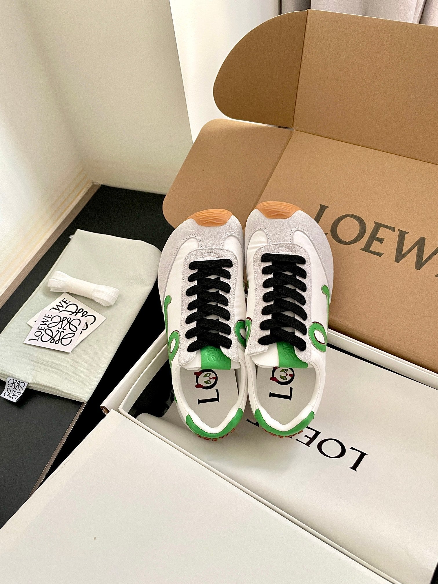 LOEWE 26S BALLET RUNNER 2.0 IN LIGHT GRAY SUEDE AND WHITE NYLON