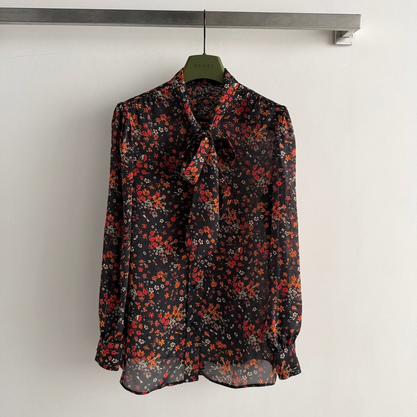 GUCCI 26S LONG-SLEEVE FLORAL BOW-TIE BLOUSE 485