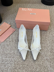 MIUMIU 26S HIGH-HEEL IN WHITE MESH AND LAMBSKIN WITH BOW