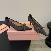 MIUMIU 26S HIGH-HEEL IN DARK BROWN MESH AND LAMBSKIN WITH BOW