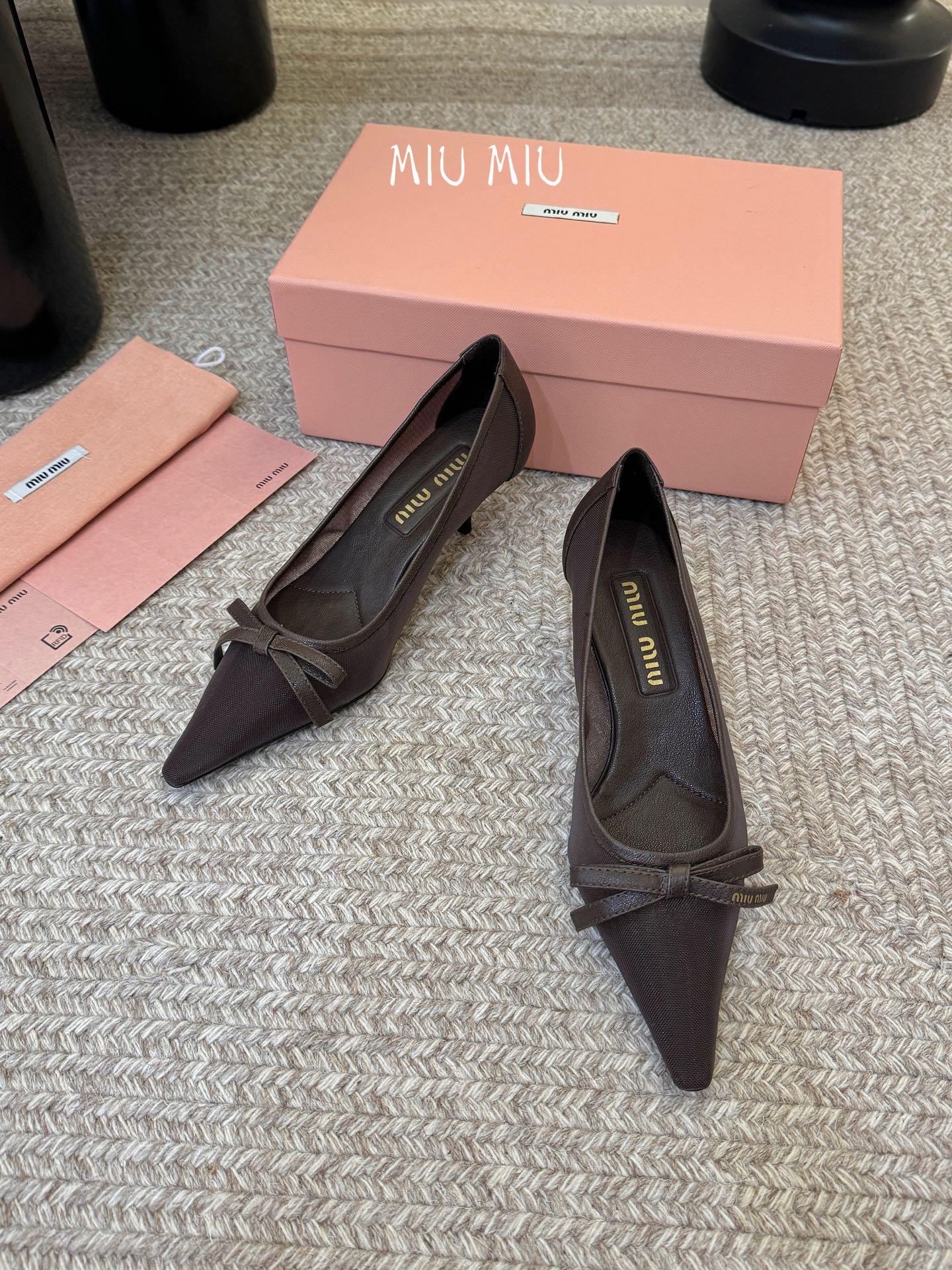 MIUMIU 26S HIGH-HEEL IN DARK BROWN MESH AND LAMBSKIN WITH BOW