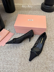 MIUMIU 26S HIGH-HEEL IN BLACK MESH AND LAMBSKIN WITH BOW