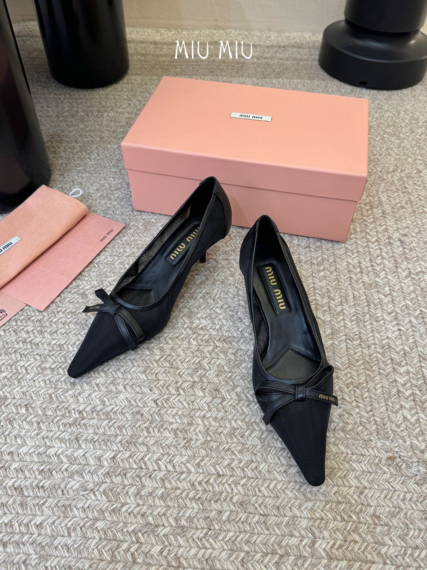 MIUMIU 26S HIGH-HEEL IN BLACK MESH AND LAMBSKIN WITH BOW